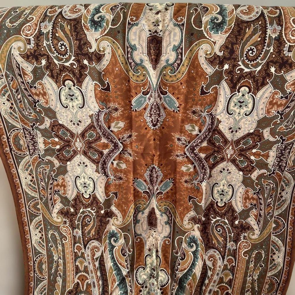 Used TOPKAPI SULTAN&SHAH Paisley Pattern Stole