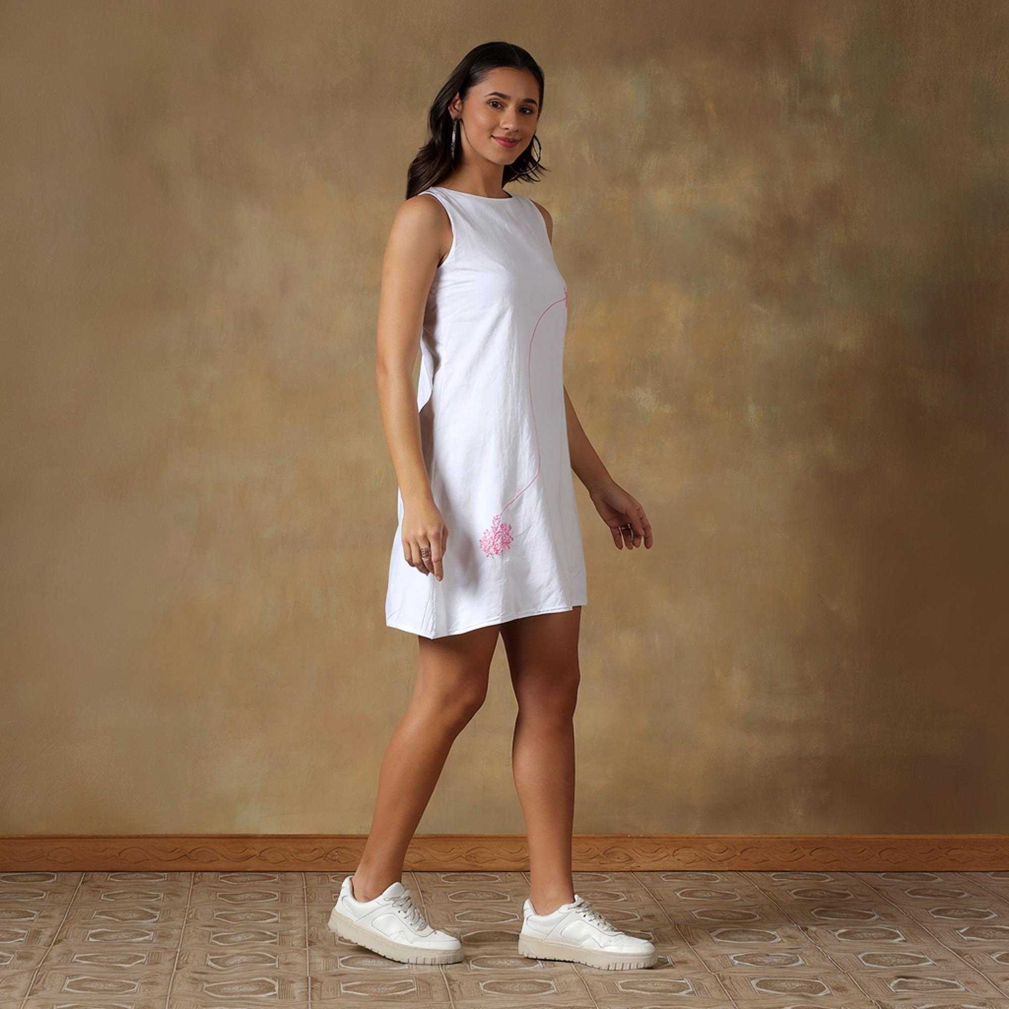 White Cotton Handcrafted Chikankari Racerback Dress XL белый