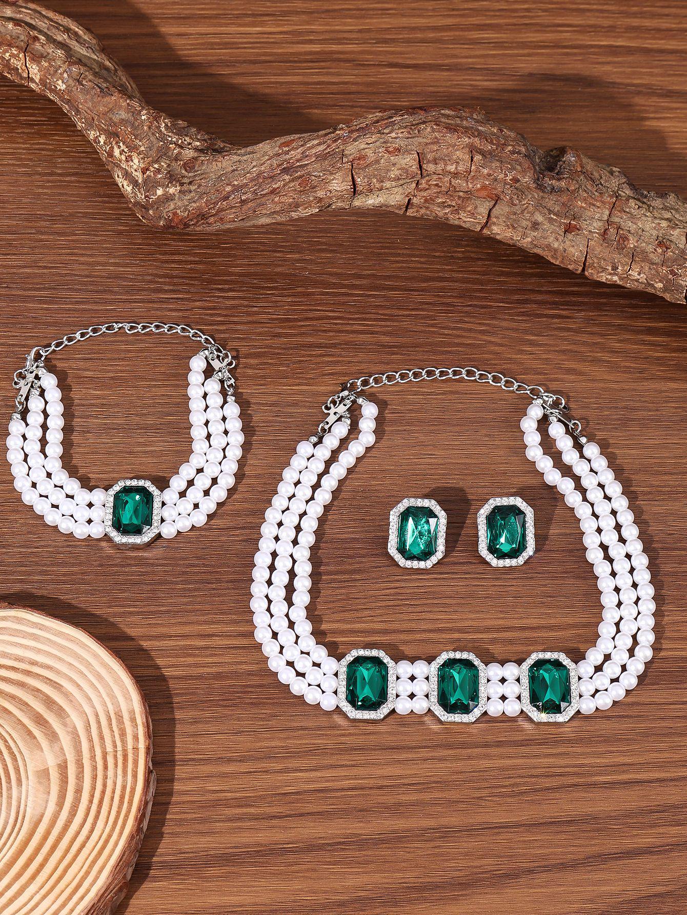 European-American Multi-Layer Imitation Pearl Geometric Necklace with French Crystal-Inlaid Diamond Choker Beaded Set