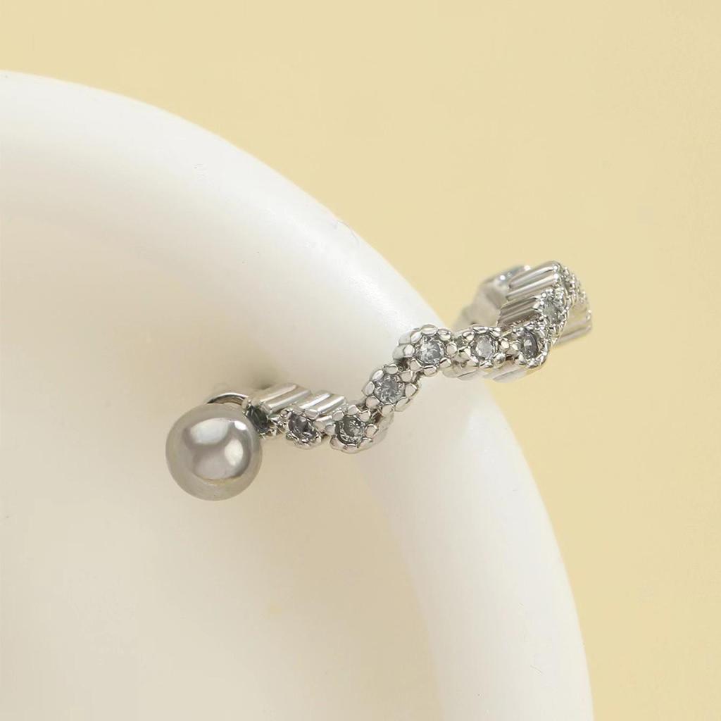 Heart Screw Earrings: Trendy Light Luxury Ear Bone and Buckle Studs for Women