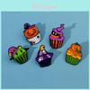 Broșă Cupcake de Halloween Design Ciudat și Amuzant cu Fantomă Schelet Dovleac