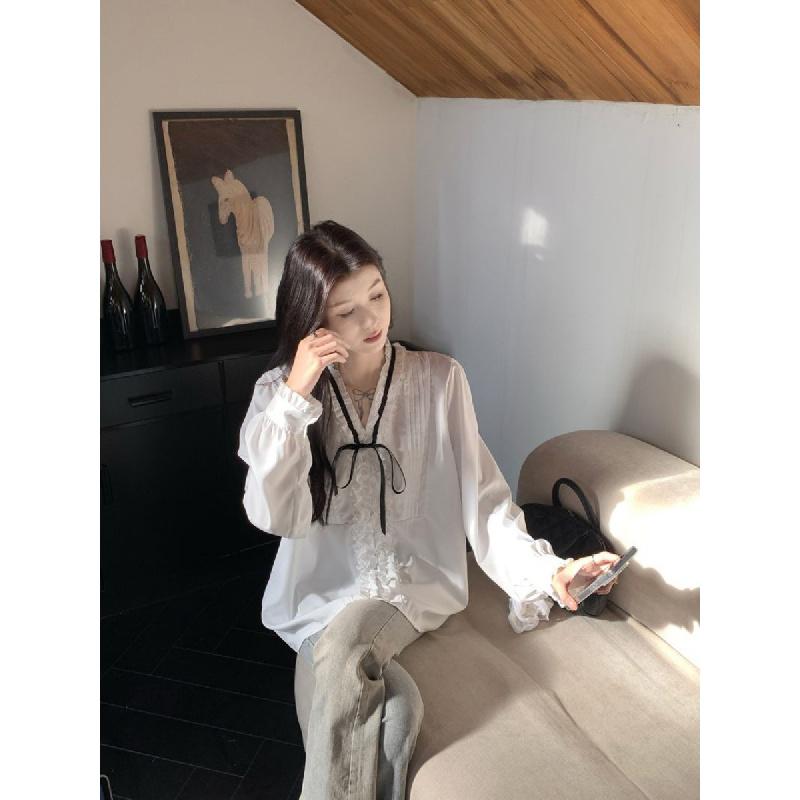 Retro V-neck tie bow blouse for women, spring and summer long-sleeve design with ruffled lace top