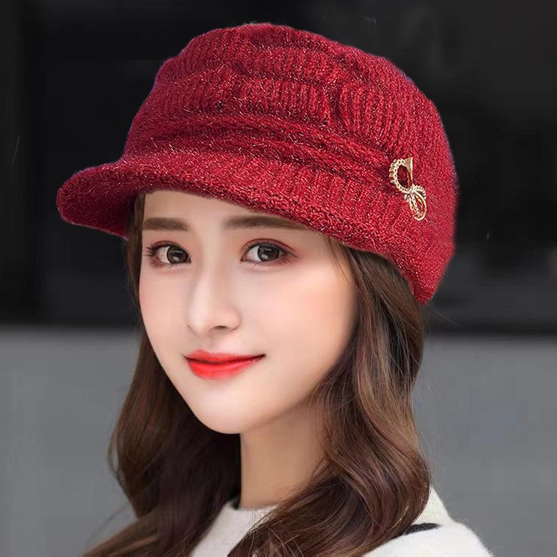 Autumn and winter hats women's fashion versatile warm knitted wool hats middle-aged and elderly trendy velvet mother wool hats