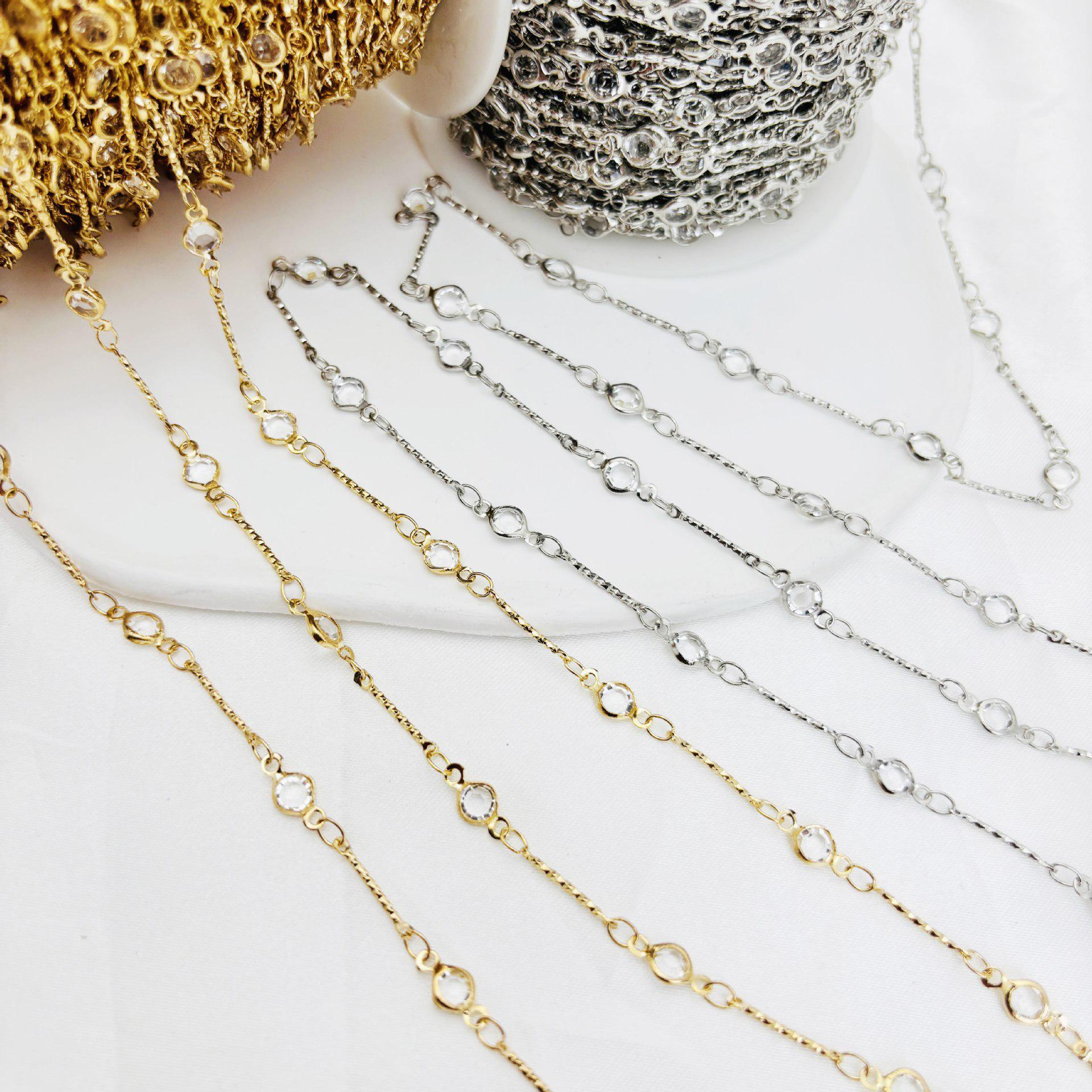 

Комплект колье и серег с 4-миллиметровым цирконом в оправе с бриллиантовым узором, ручная работа 4mm White Gold