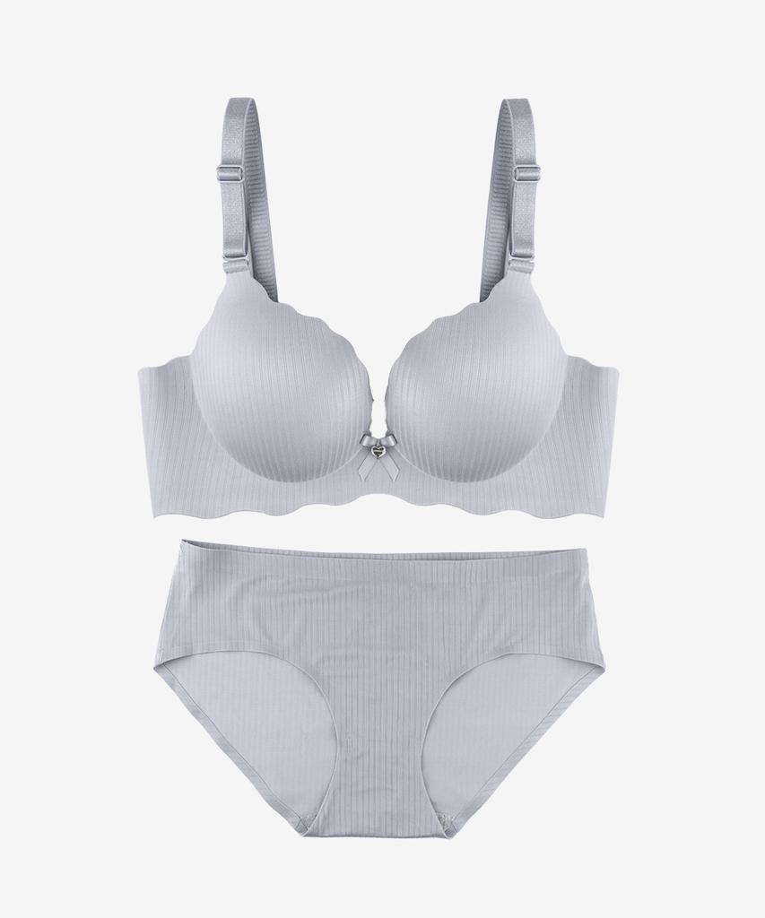 Keulasiang 4Cm Fantasia Volume Bra + Panty Set