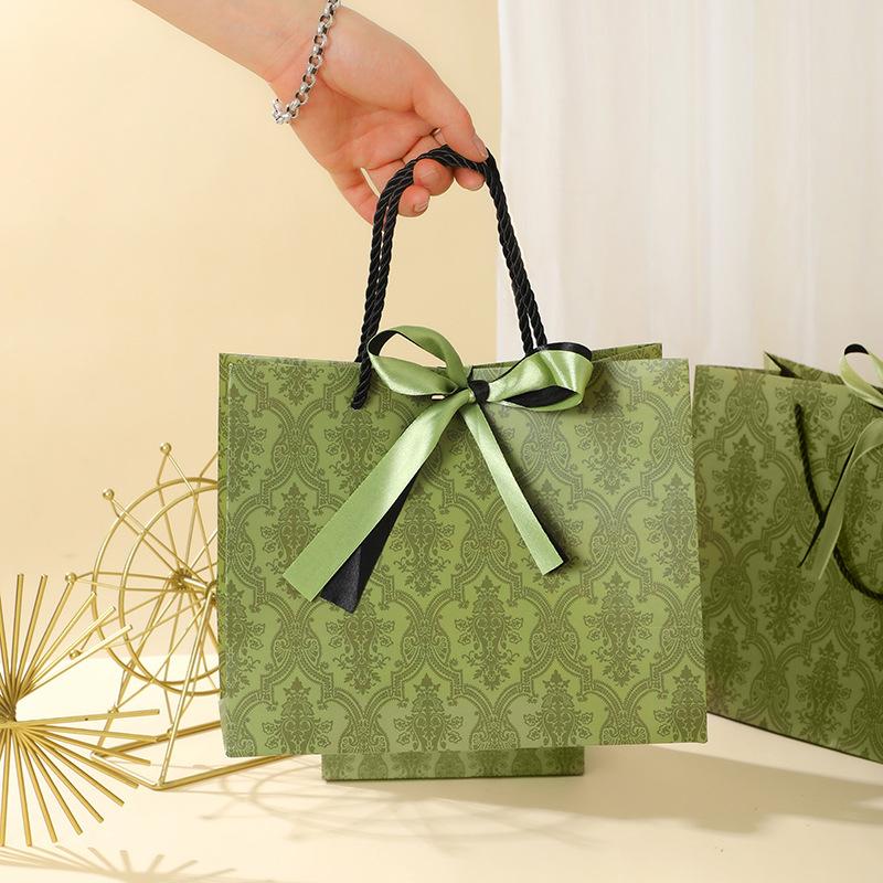 Green, Handheld Gift Bag, Companion Gift Packaging Bag, Light Luxury, Clothing, Candy, Storage, White Card Paper Bag