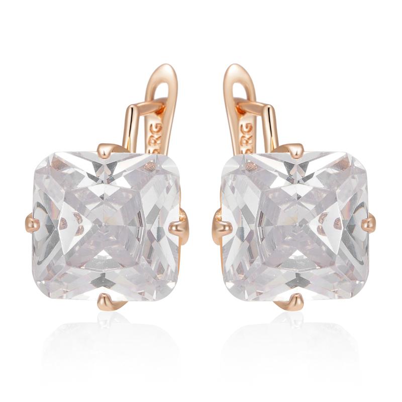 

Большие квадратные английские серьги для женщин Мода Цвет розового золота Блестящий белый Натуральный циркон Аксессуары Повседневные украшения