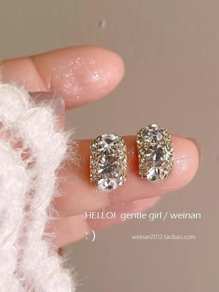 2024 Trendy Colorful Flower Stud Earrings for Women - Summer Fresh Design