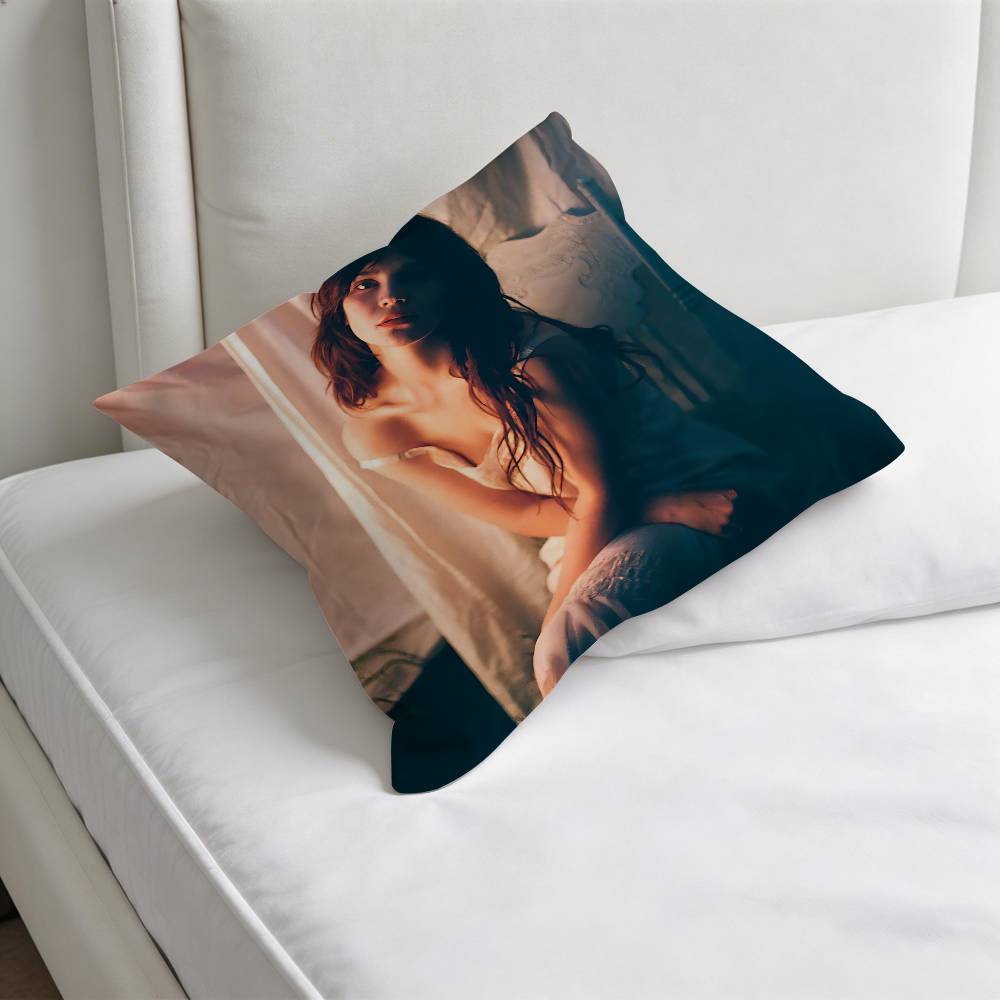 SSophie Thatcher Decorative Square Pillow Cover Soft  Comfortable Pillow Case Sofa Bed Home Decoration