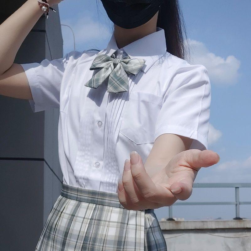 Women's Summer Academy Style Pleated Short Sleeve Blouse with Pointed Collar