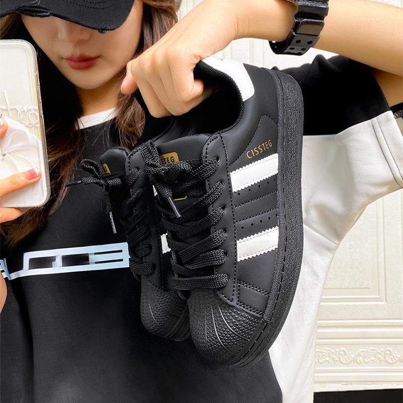 22 spring and summer new shell shoes Hong Kong wind rubs the ground couple skateboard shoes student