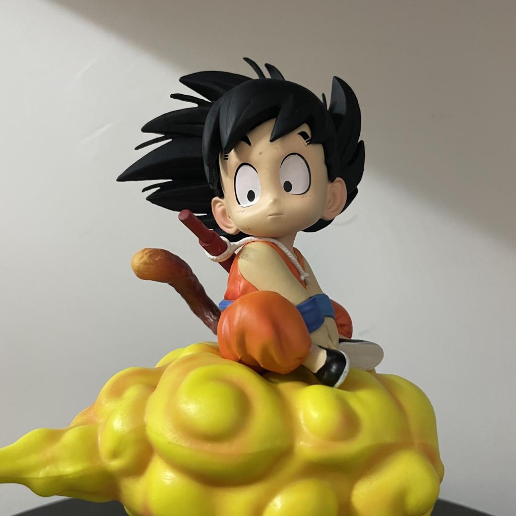 Dragon Ball Z Goku Statue Fliegender Nimbus Anime Sammlerstück Schreibtischornament für Kinder Jungen