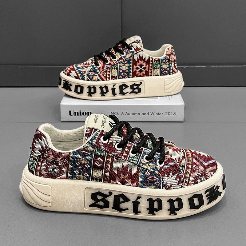 

Influencer promotion live broadcast engraved baseplate shoes trendy fashion personality casual men s shoes heightened platform painted canvas shoes 44