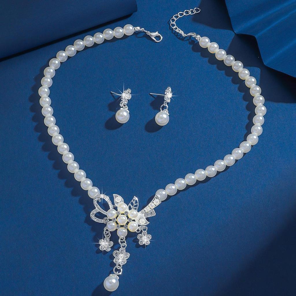 Pearl & Teardrop Flower Necklace Earring Set - Chic Bridal Fashion