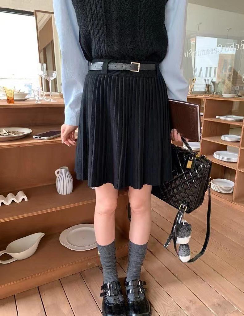 Highly Recommended: High-Waisted Soft Knit A-Line Pleated Skirt for Women - Autumn/Winter Korean Style, Solid Color, Five-Point Length