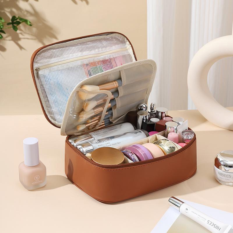 

New Detachable 3 in 1 Cosmetic Bag Waterproof Travel Organizer for Toiletries Large Capacity Makeup Pouch KTB коричневий
