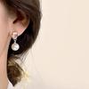 Silver Needle Simple Temperament Kinked Pearl Earrings New Popular Niche Design High-end Stud Earrings Women
