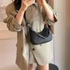 New niche high-end underarm baguette bag women's 2025 new trendy versatile chain shoulder bag