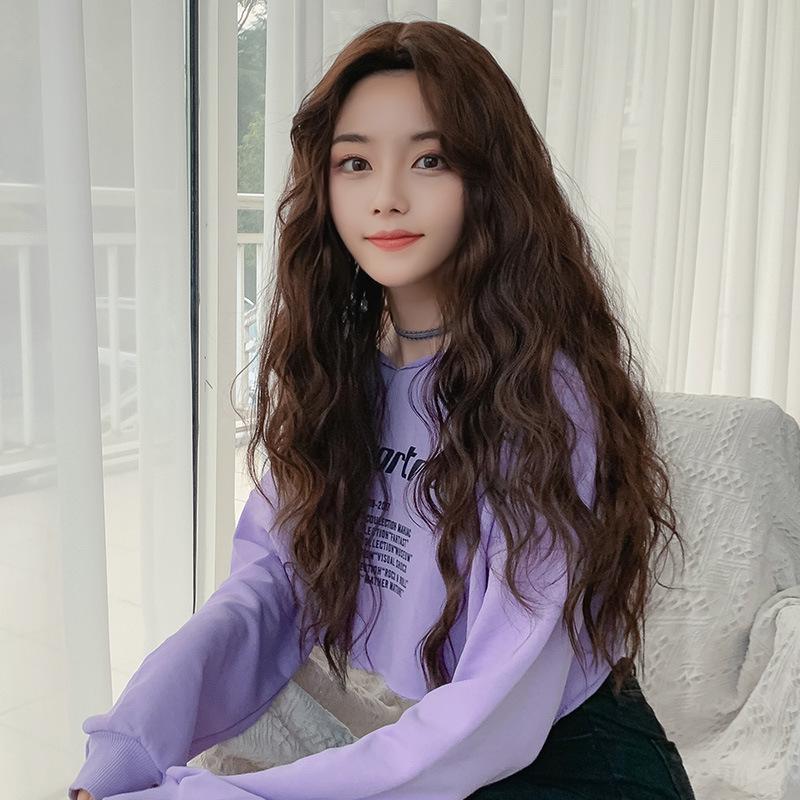 Korean and Japanese Style Women's Fashion Middle Part Wig Ladies Daily Use Natural Looking Synthetic Fiber Long Wavy Wig Without Bangs