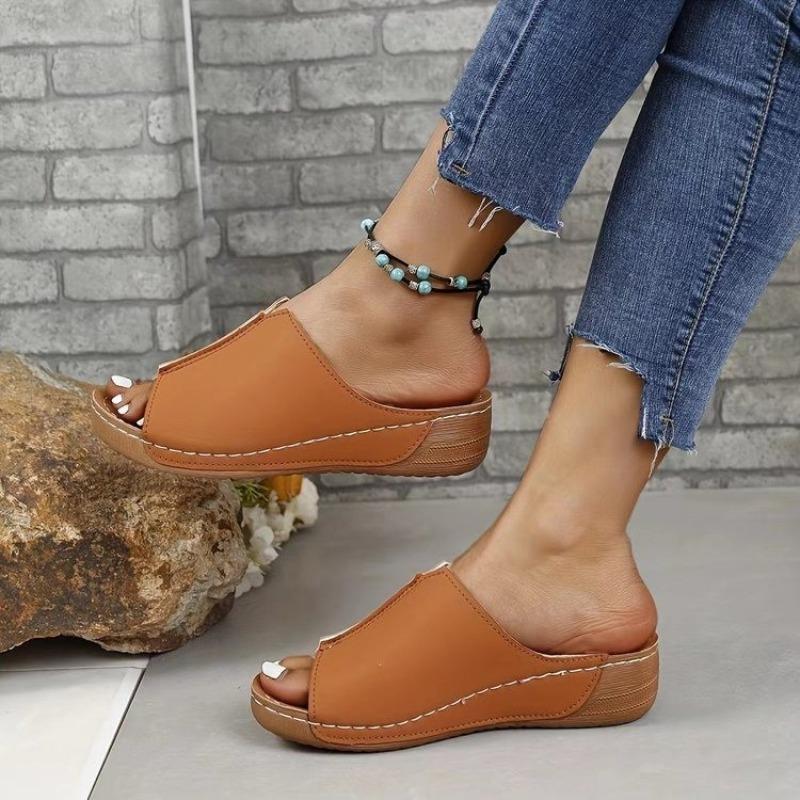 Ladies' Spring New Style Slope Heel Fashion Simple, Lightweight and Fashionable Slippers