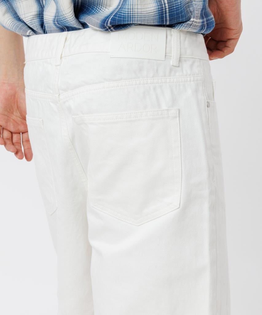 Modenaleudeo Regular Bermuda Shorts (White)