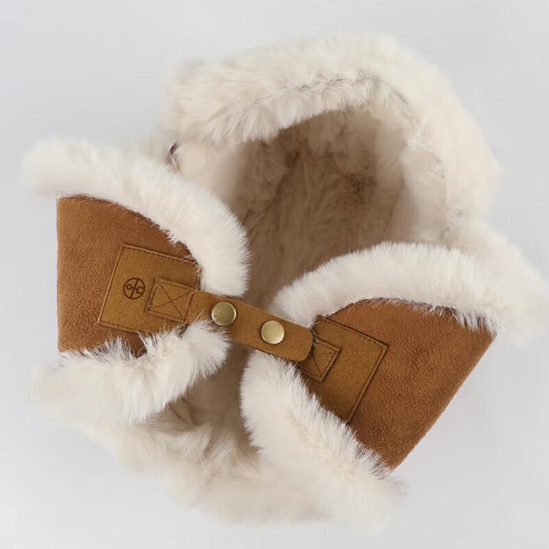 Unisex Faux Suede Lei Feng Hat & Gloves Set