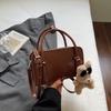 Fashion Trend Handbag Women's 2025 Autumn New Korean Version Ins Trend Simple Foreign Style Small Square Bag Shoulder Bag