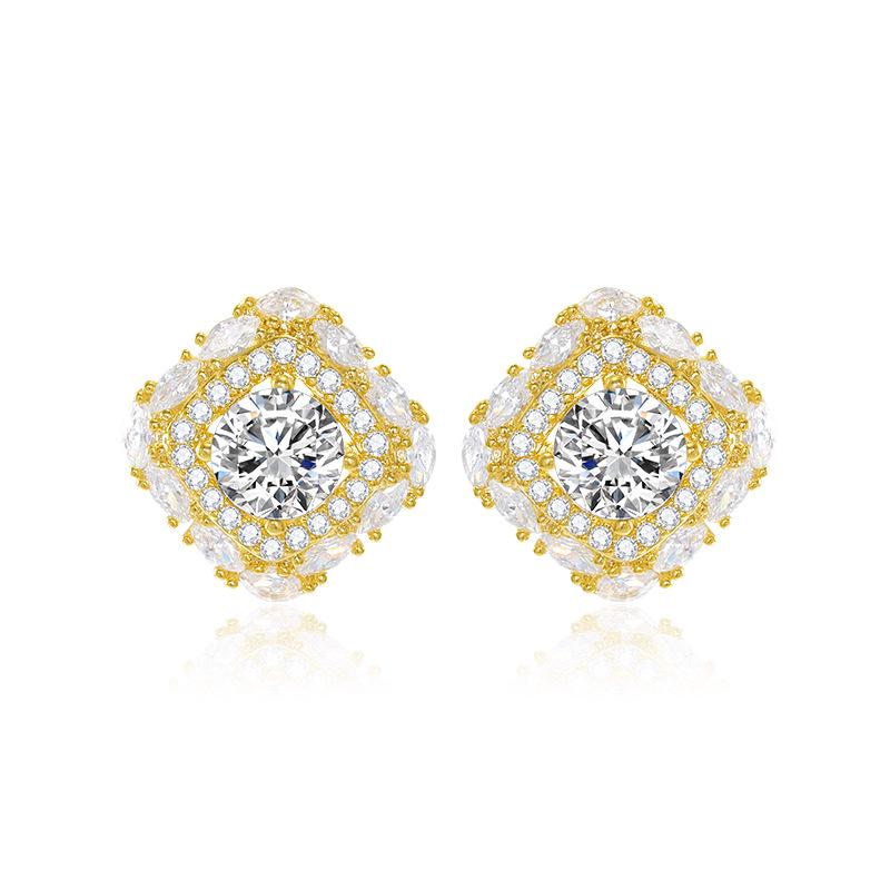 Shining Pearl Copper Alloy Earrings: Light Luxury, High-End Gold-Plated with Strong Color Retention