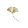 Women's Vintage Ginkgo Leaf Brooch, Elegant and Stylish, Suitable for Weddings and Parties