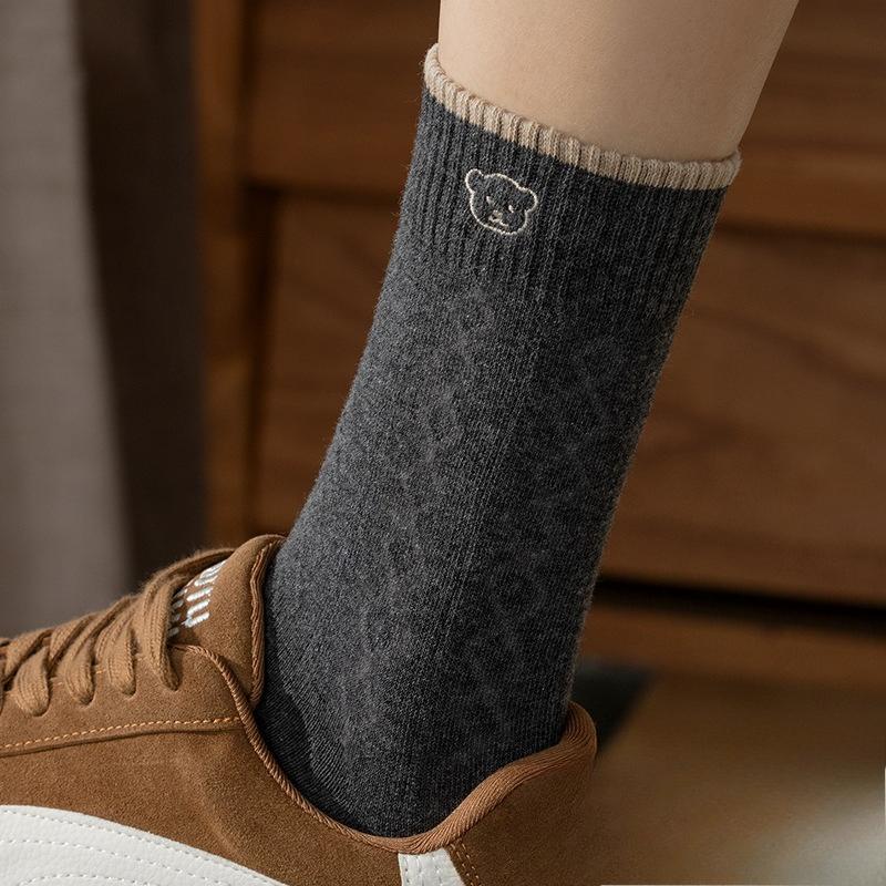 

Women s Autumn and Winter Mid-calf Socks, Antibacterial and Deodorizing Cotton Socks, Maillard Black and White Long Calf Socks 1 pair сірий