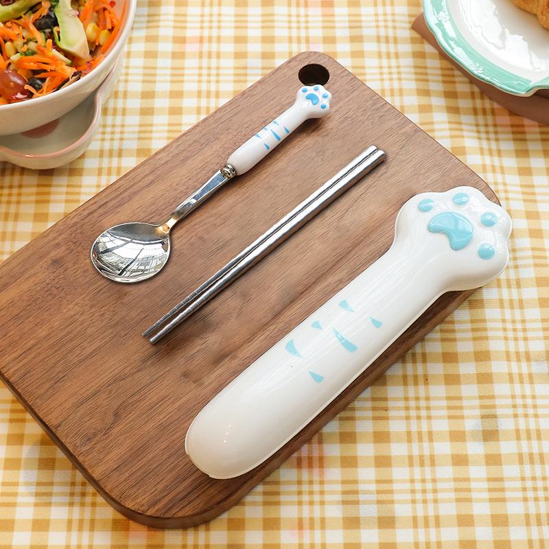 Stainless Steel Portable Cutlery Set: Chopsticks, Spoon, Fork with Storage Box for Students, Children, and Office Workers.