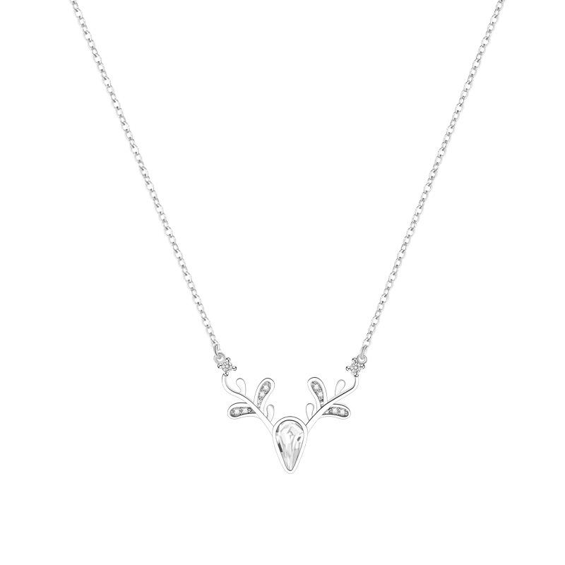 A Deer Has Your Sika Deer Necklace, Female Mori Fresh Autumn and Winter Ins Wind Antler Pendant Gift, Female
