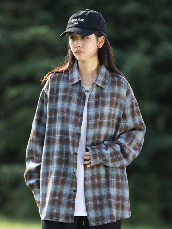 Unisex Plaid Long-Sleeve Shirt: Korean Style, Loose, Casual Jacket for Men and Women, 2025 Spring/Autumn Trend.