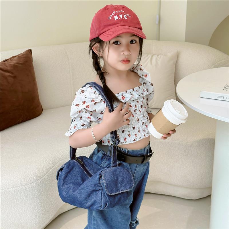 Canvas Kids Trendy Crossbody Bag With Lightweight Design For Casual Outings