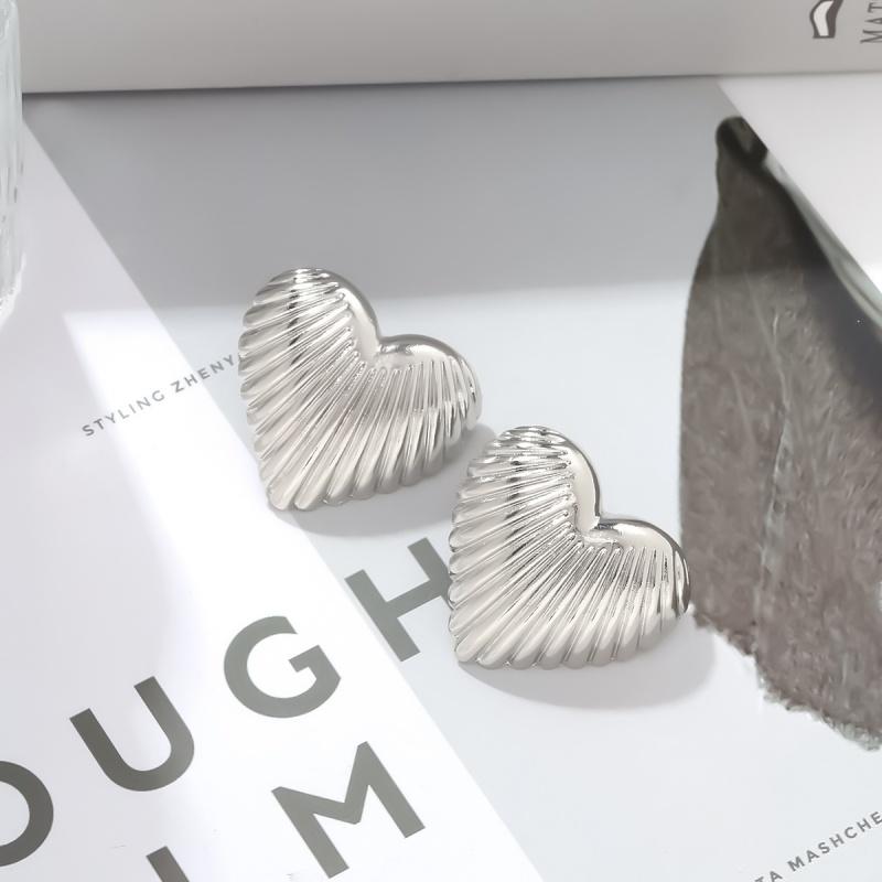 Gold Silver Color Exaggerated Large Love Earrings Fashion Retro Striped Texture Heart Stud Earrings Jewelry Gift for Women Girls