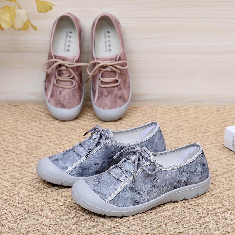Spring and Autumn new cloth shoes women's single shoes soft sole non-slip mother shoes middle-aged casual breathable pedal