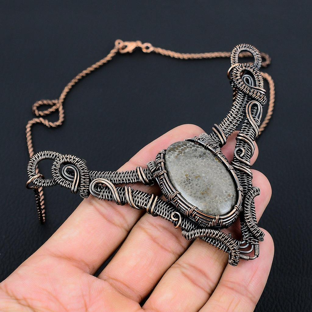 Rochenkoralle, Edelstein, reiner Kupferdraht, umwickelt, handgefertigter Halskettenschmuck