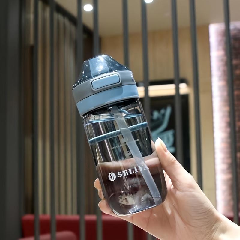 500ml Transparenter Plastikbecher mit Strohhalm, Tragbar, Fallfest, mit Skala, Sport-Wasserflasche, Geeignet für Outdoor-Sportarten, Aktivitäten