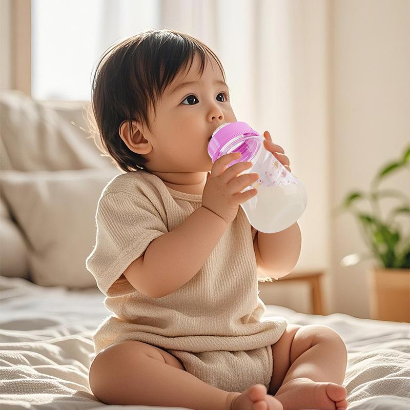 Multifunctional Wide-Neck Baby Bottle with Handle - 3-in-1 Weaning and Duckbill Cup