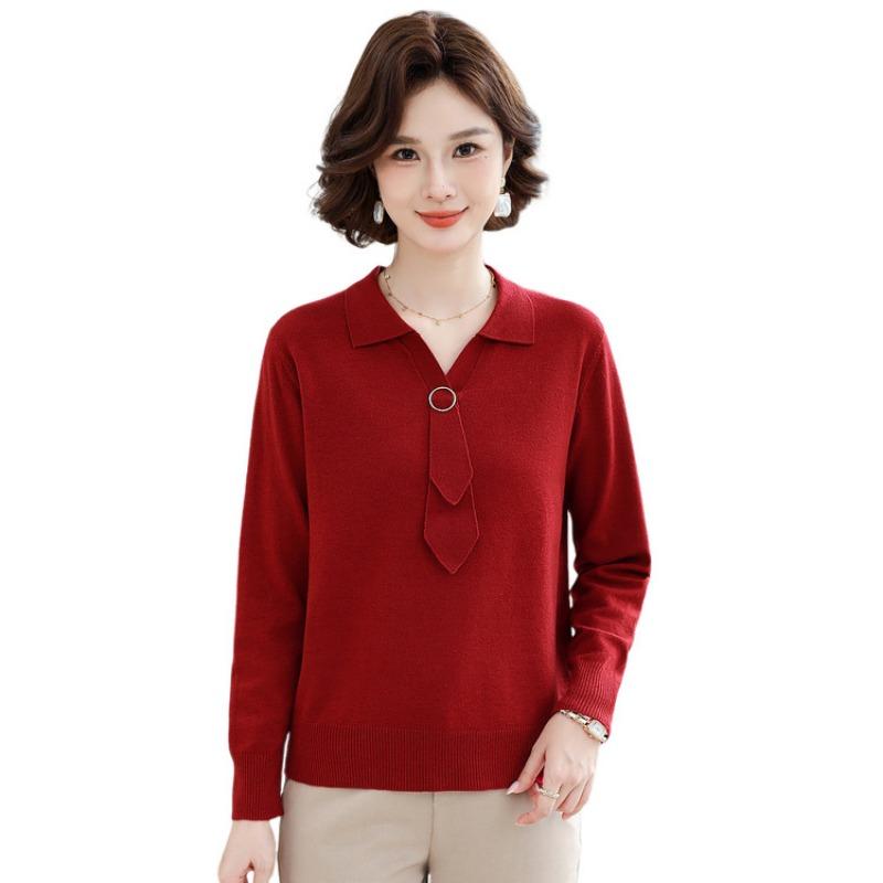 Middle-aged and elderly women's spring and autumn knitted bottoming shirt, mother's spring sweater top, wedding banquet happy mother-in-law inside