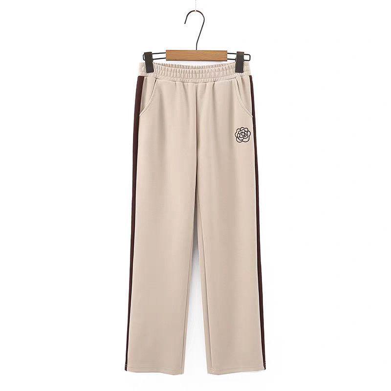 Elegant Autumn Sportswear: Stylish Suit for Middle-Aged Moms, Age 50-60, Premium Full Outfit