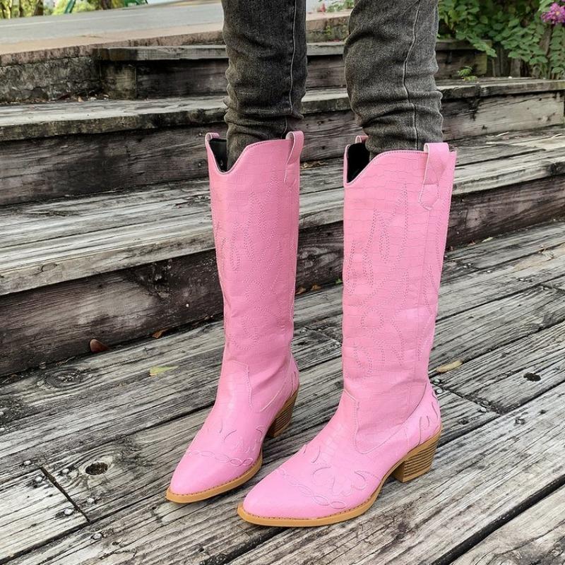 

Large size boots for women s autumn and winter new embroidered high boots for women 43 розовый