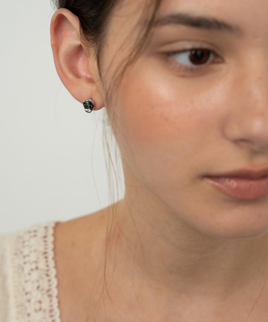 S'Secondo Liu Melted Drop Stud Earrings