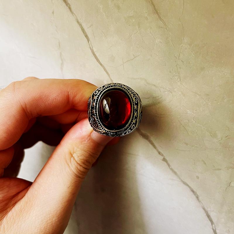 

Ретро Кольцо из смолы с гравировкой драгоценного камня и цветочным узором для мужчин Панк Готика Кольцо из цинкового сплава Ручной работы Дизайнерский циркон Унисекс Аксессуары 10