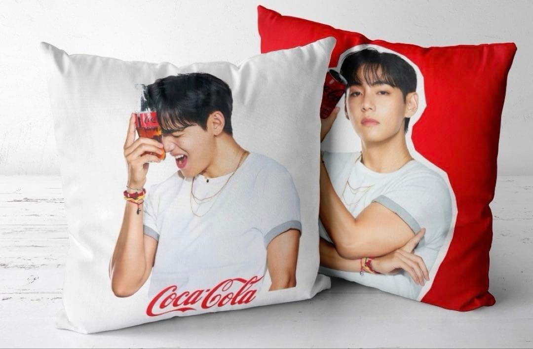 

[Б/У] Наволочка для подушки BTS Coca-Cola Тэхён V Tae