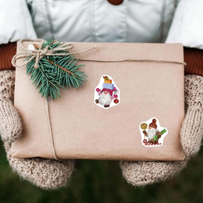 500Pcs Merry Christmas Gift Stickers Irregular Seal Labels Sticker For Gift Baking Package Envelope Stationery Decor