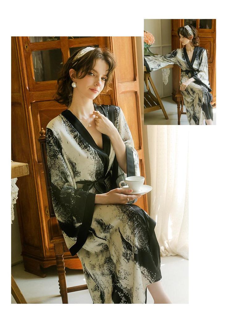 Elegant Chinese Ink Wash Satin Loose Robe - Luxury Home Leisure Wear