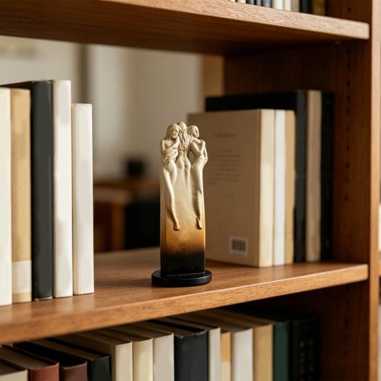 Three Sisters Figurine Resin Abstract Sisters Embrace Sculpture for Living Room Modern Home Shelf Decoration