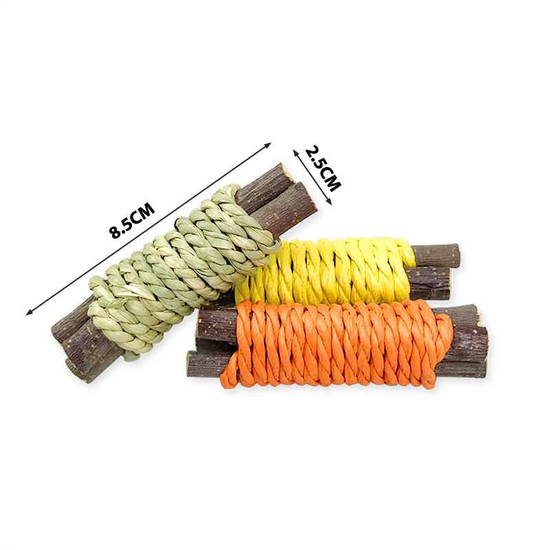 Rabbit Chew Toy Organic Natural Apple Wood Grass Cake Pet Bunny Teeth Grinding Toy For Chinchilla Guinea Pigs Hamsters