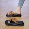 Cool slippers women's summer wear 2025 new French retro flat-bottomed beach sandals women's non-slip one-word slippers